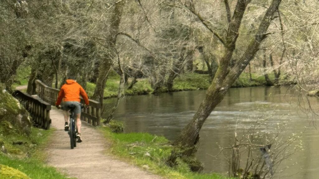 Cycling along the Vez River in Arcos de Valdevez